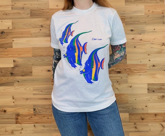 80's Vintage Soft Thin Cancun Mexico Fish Tee Shirt T-Shirt