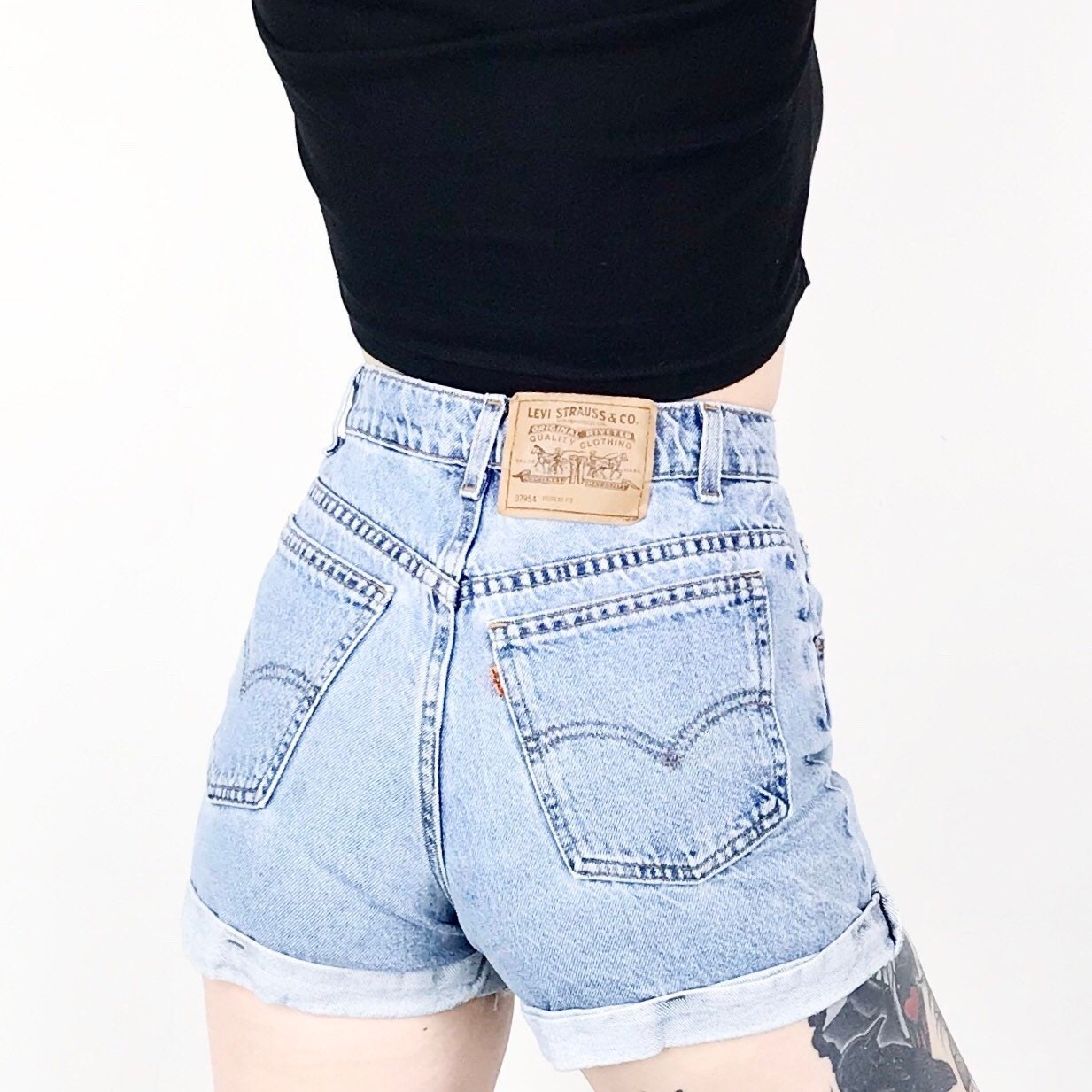 levi's 954 shorts