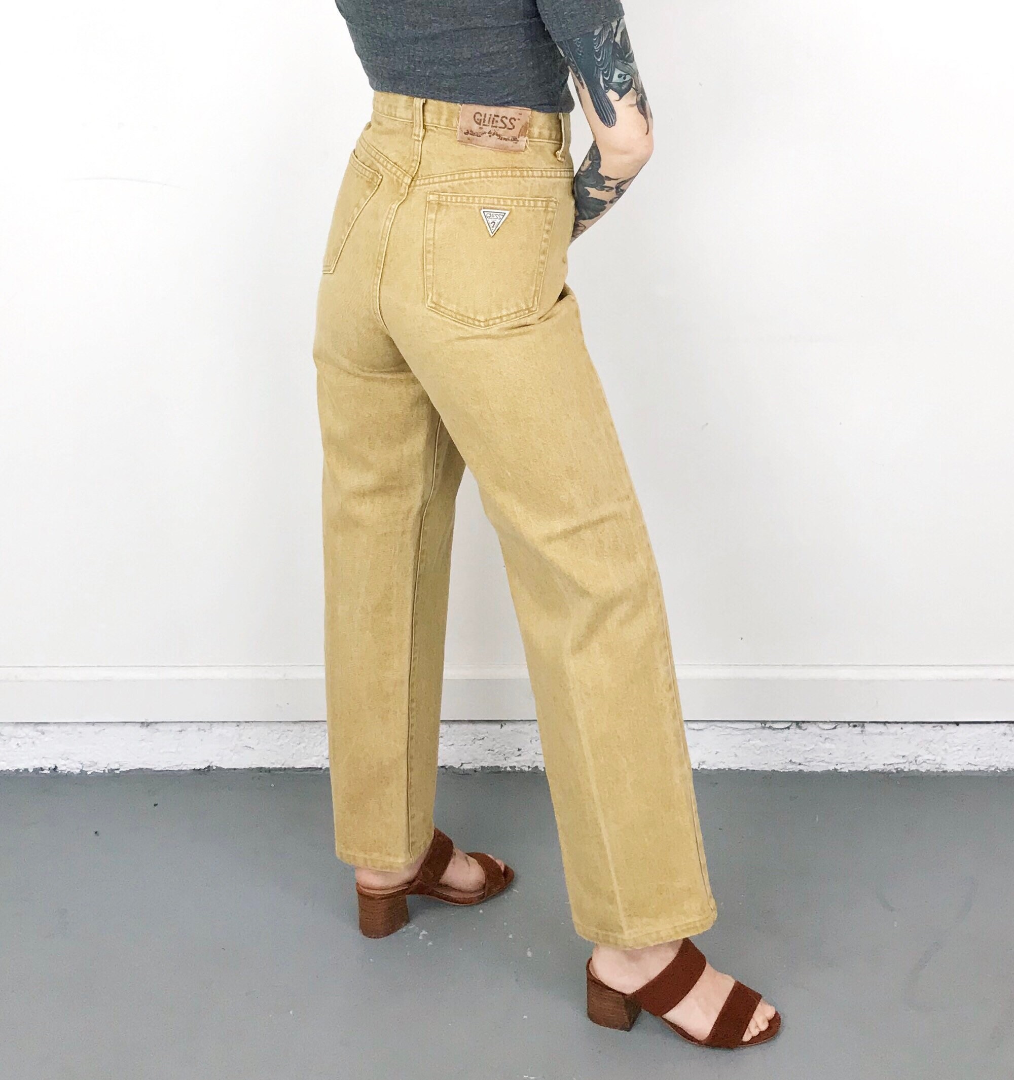 Guess Mustard Yellow Vintage Jeans / Size 32