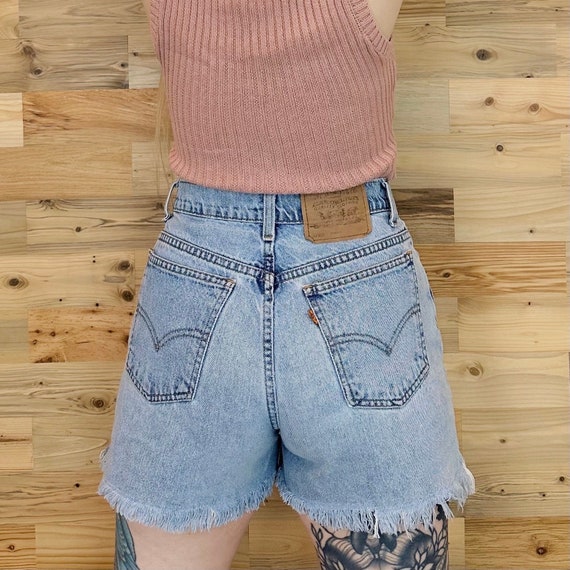 Levi's Vintage Cut Off Jean Shorts / Size 27 28