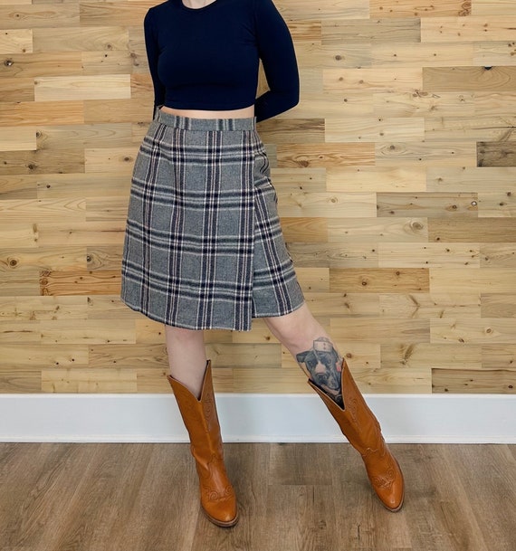 90's Vintage Wool Knit Plaid Tartan Prep Midi Skirt / Size 28