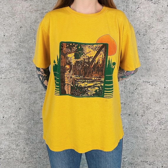 Vintage Soft Worn Forest Hunting Tee Shirt T-Shirt