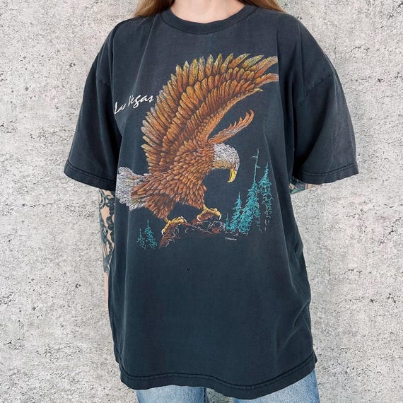 90's Worn Faded Eagle Nature Las Vegas Vintage Tee Shirt T-Shirt