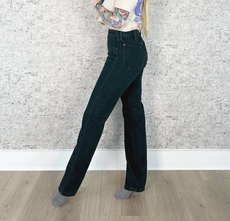 Wrangler vintage donkergroene westernjeans / maat 23 afbeelding 4