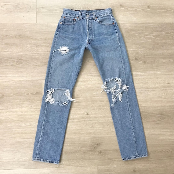 Levi's 501 Vintage Distressed Jeans / Size 25