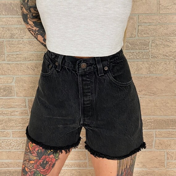 Levi's 501 Black Shorts / Size 29 30