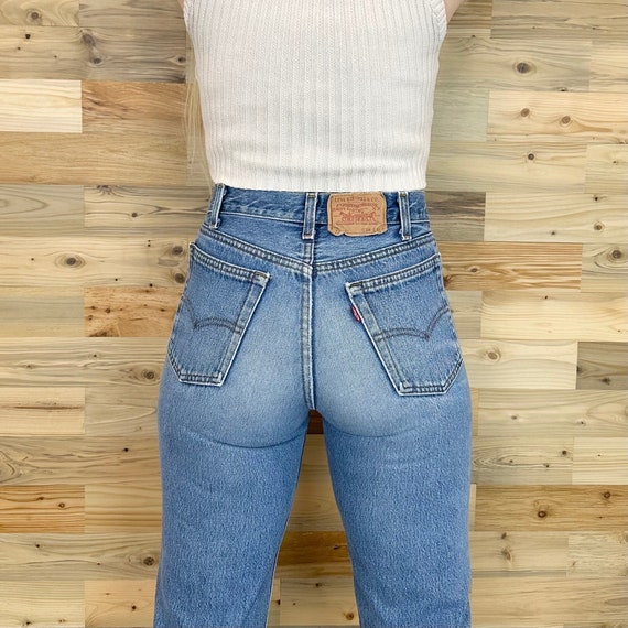 Levi's 701 Vintage Jeans / Size 24