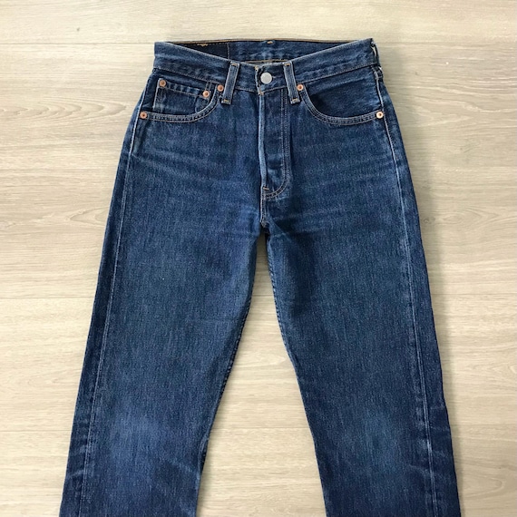 Levi's 501 Vintage Jeans / Size 24
