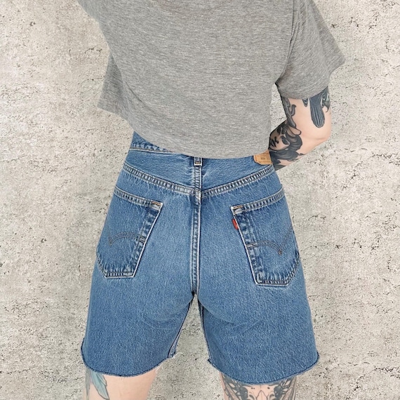Levi's 501 Vintage Cut Off Jean Shorts / Size 30