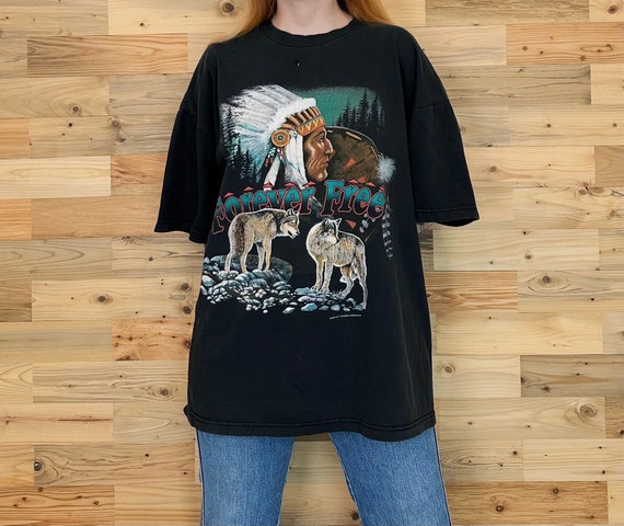 90's Vintage Forever Free Nature Wolf Thunder Tee Shirt T-Shirt