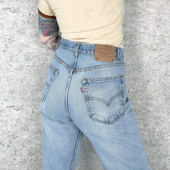 Levi's 505 Faded Distressed Straight Leg Vintage Jeans / Size 32