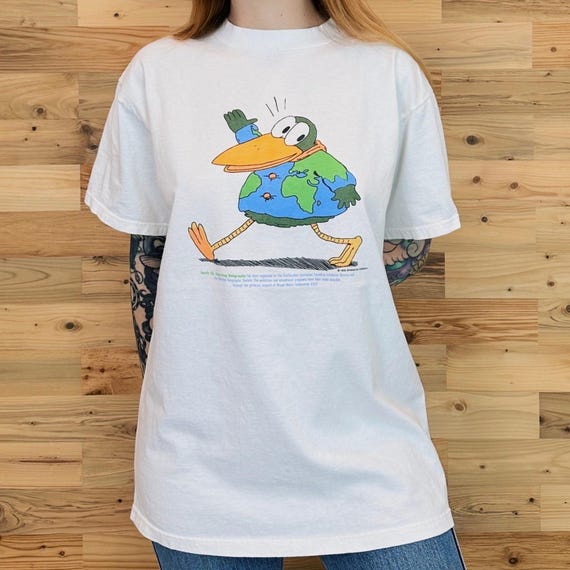 Vintage 1995 Smithsonian Institution Exploring Geography 90s Tee Shirt T-Shirt