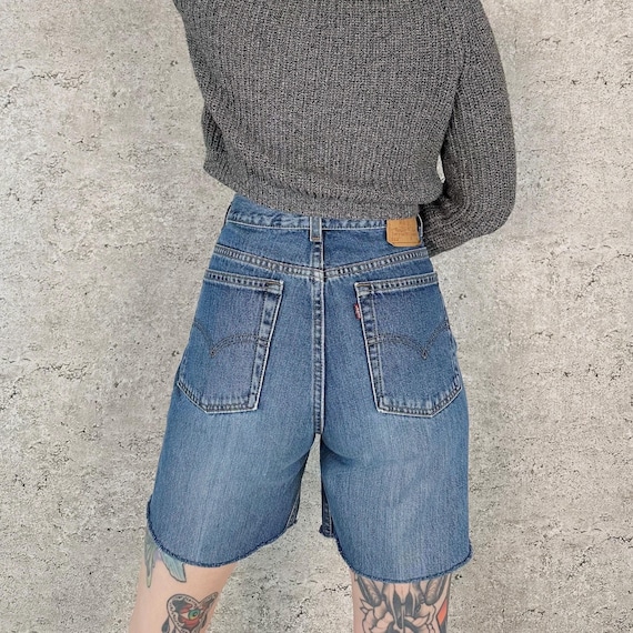 Levi's 512 Vintage Cut Off Jean Shorts / Size 31
