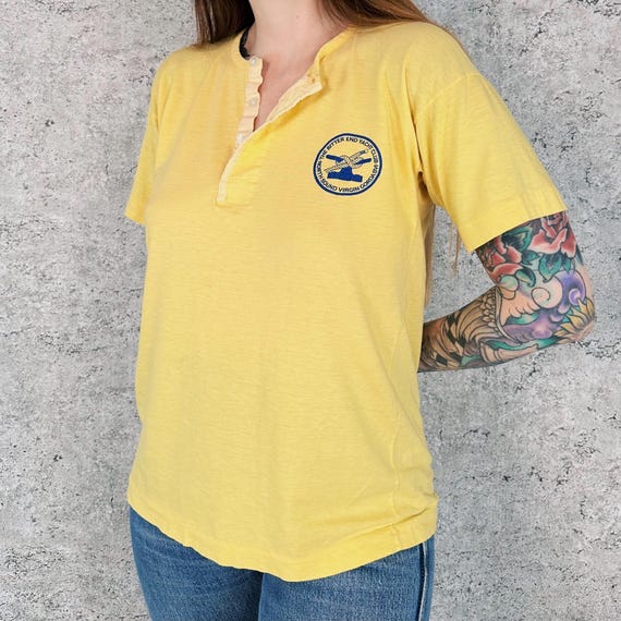 70's Vintage Soft Thin The Bitter End Yacht Club Henley Tee Shirt T-Shirt