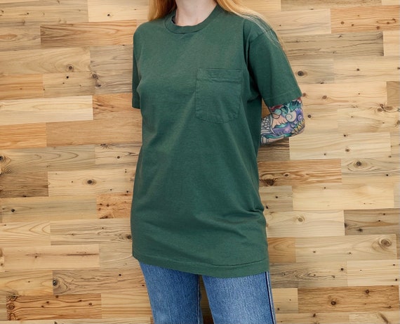 70's Vintage Moss Green Crewneck Basic Pocket Tee Shirt T-Shirt