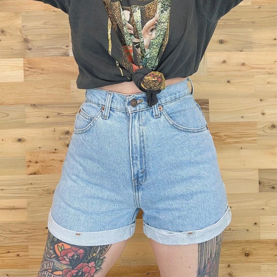 Levi's Orange Tab Vintage 954 Cuffed Jean Shorts / Size 25
