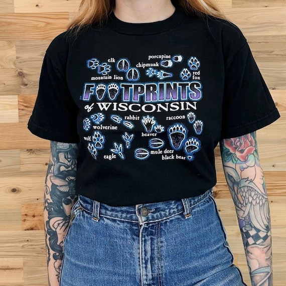 Vintage Wisconsin Nature Environment Animal Footprints Tee Shirt T-Shirt Top