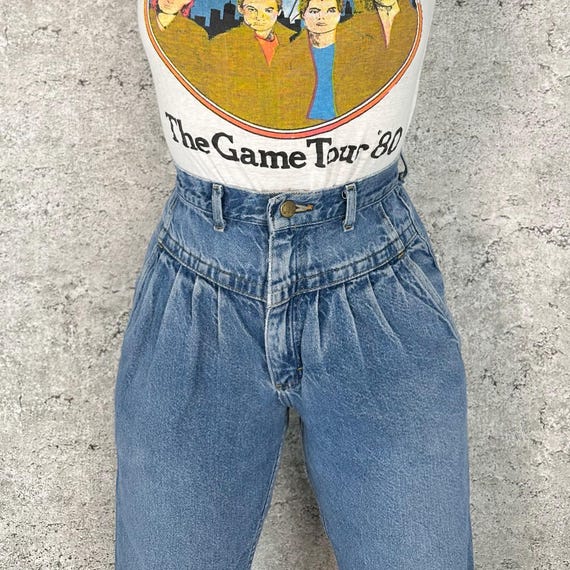 80's Lee Vintage High Rise Pleated Yoke Loose Fit Jeans / Size 24 25
