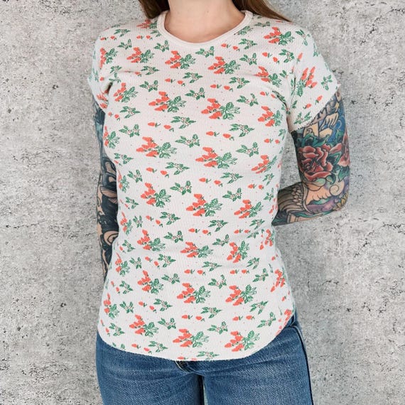 70's Vintage Strawberry Print Thermal Tee Shirt T-Shirt