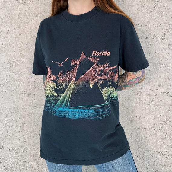 Vintage Florida Beach Travel Destination Graphic Tee Shirt T-Shirt