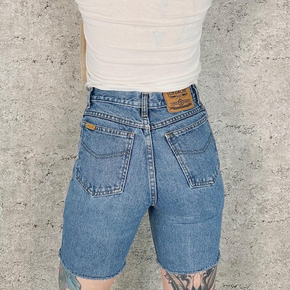 Jordache Jeans Vintage Cut Off Shorts / Size 23