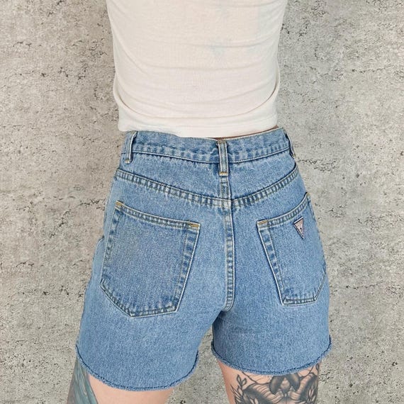 Guess Jeans Vintage Cut Off Shorts / Size 25