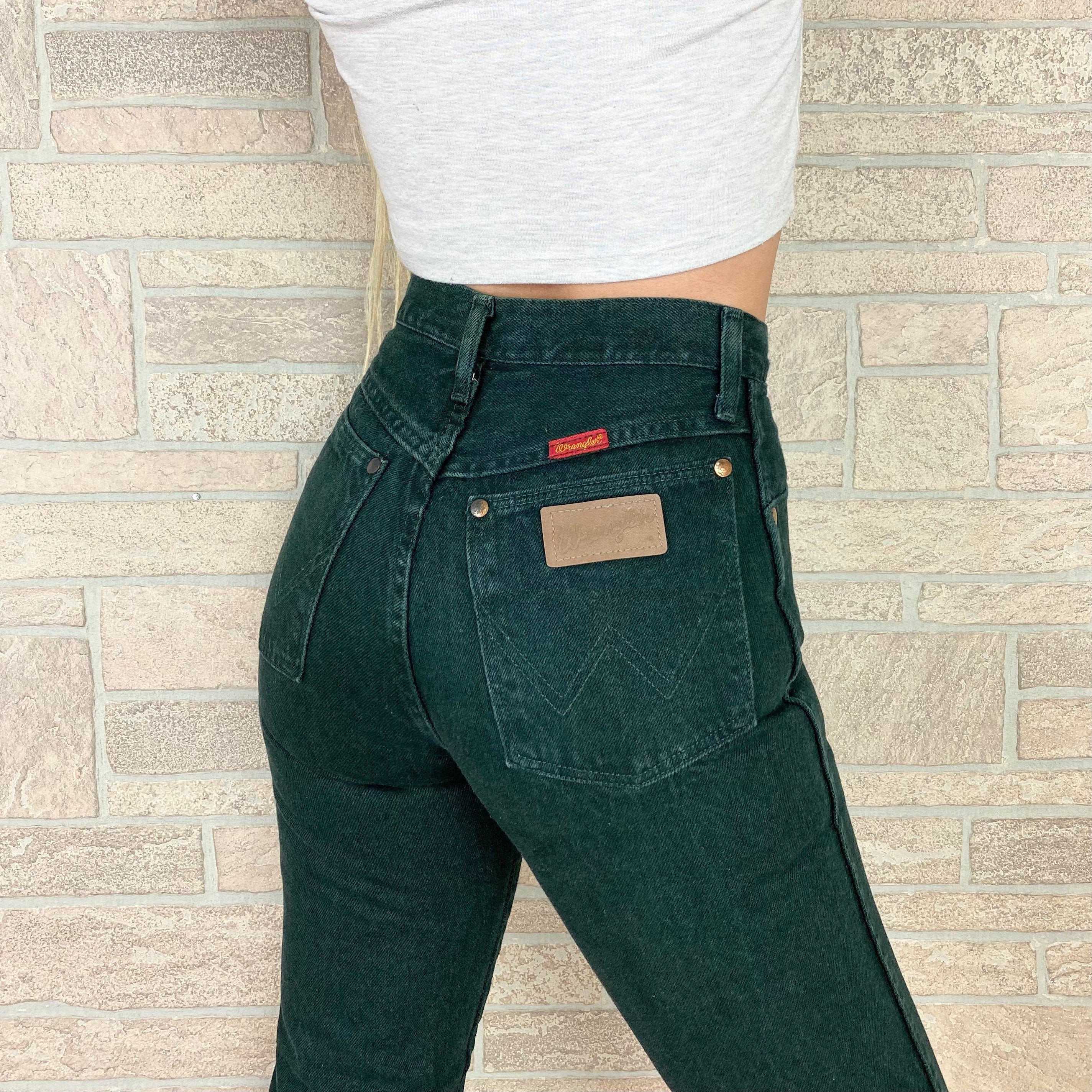 Top 67+ imagen forest green wrangler jeans