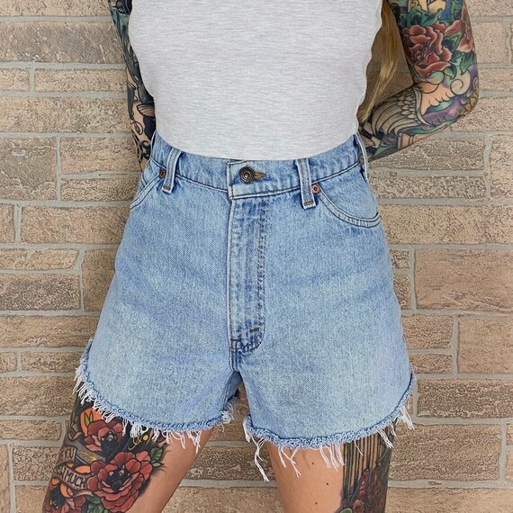 Levi's 505 Denim Shorts / Size 32 33