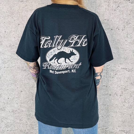 80's Vintage Soft Faded Tally Ho Restaurant New York Tee Shirt T-Shirt