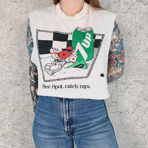 80's Thin Thrashed 7UP See Spot Catch Rays Vintage Cropped Tee Shirt T-Shirt
