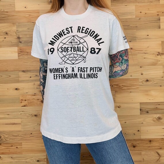 1987 Paper Thin Old Worn Softball Fast Pitch White Tee Shirt T-Shirt