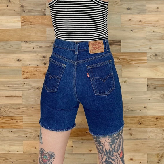 Levi's Vintage Cut Off Jean Shorts / Size 26