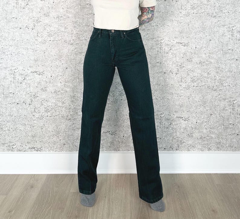 Wrangler vintage donkergroene westernjeans / maat 23 afbeelding 3