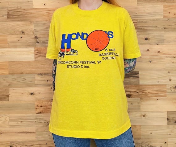 Vintage Soft Worn Retro Basketball Tee Shirt T-Shirt
