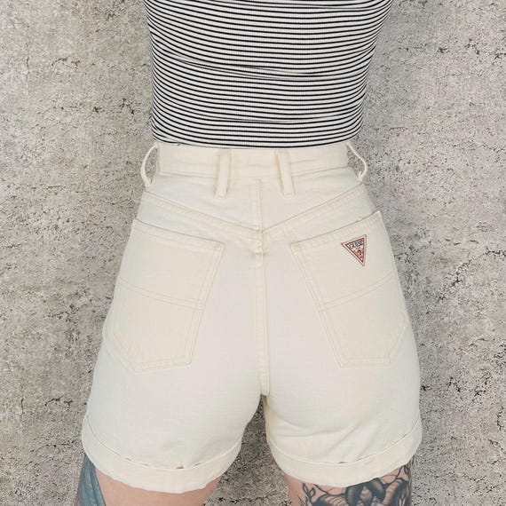 Guess Jeans Vintage High Rise Cuffed Shorts / Size 25