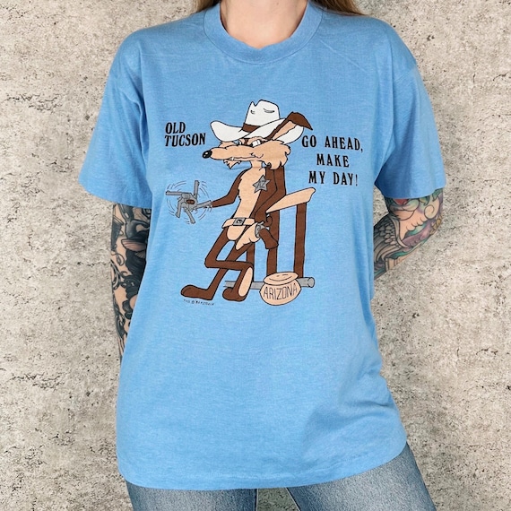 80's Old Tucson Arizona Wile E. Coyote Western Vintage Tee Shirt T-Shirt