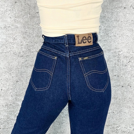 Lee Riders Dark Wash High Rise Straight Leg Vintage Jeans / Size 26