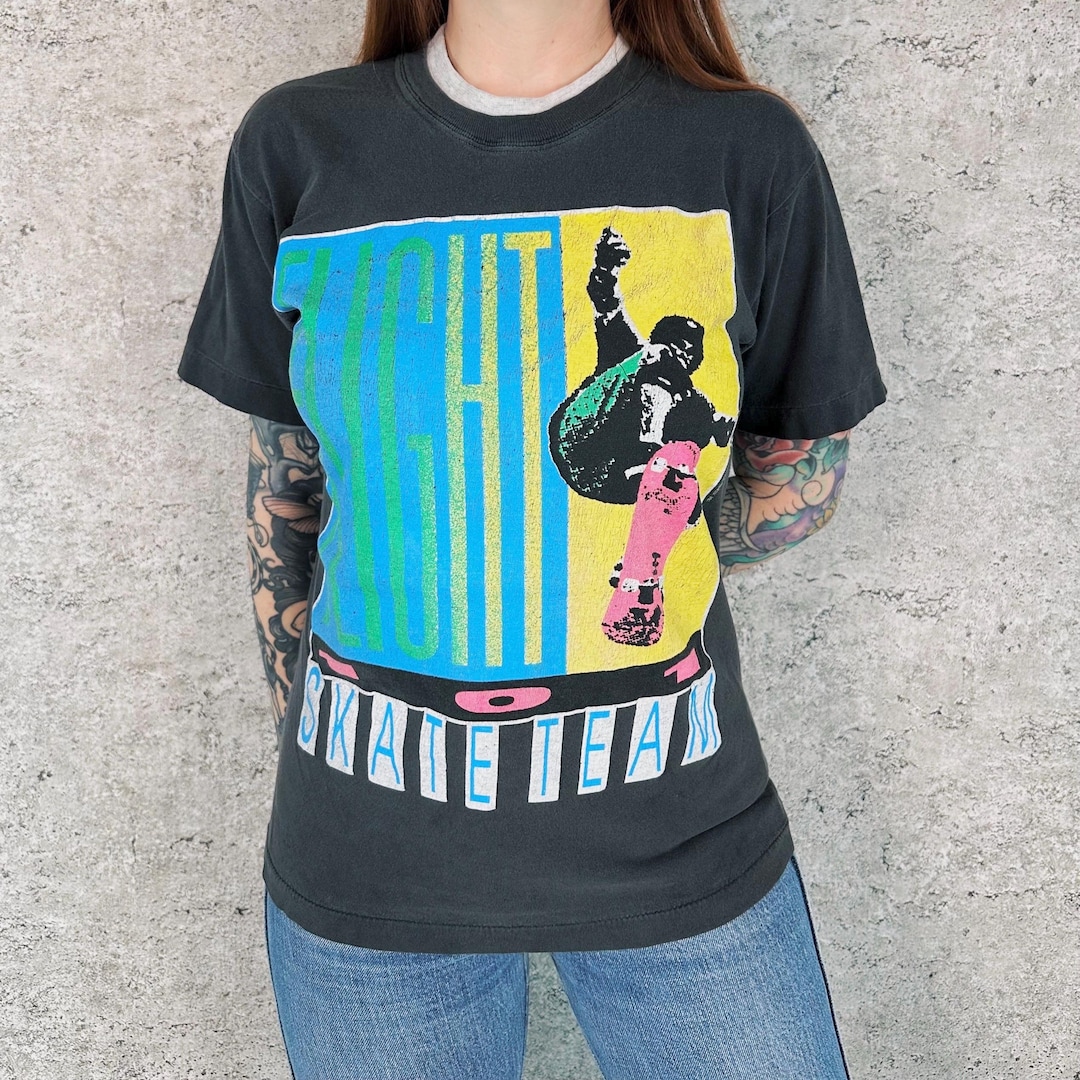 90's Vintage Flight 101 Skate Team Skateboarding Tee Shirt T-shirt