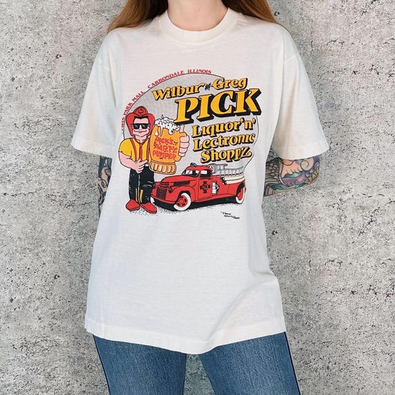 80's Vintage Wilbur and Greg Pick Liquor 'n' Lectronic Shoppz Graphic Tee Shirt T-Shirt