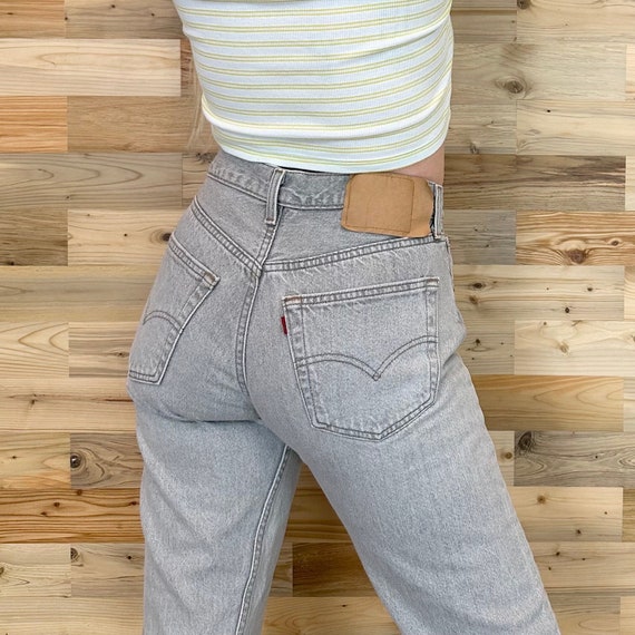 Levi's 501 Vintage Jeans / Size 27