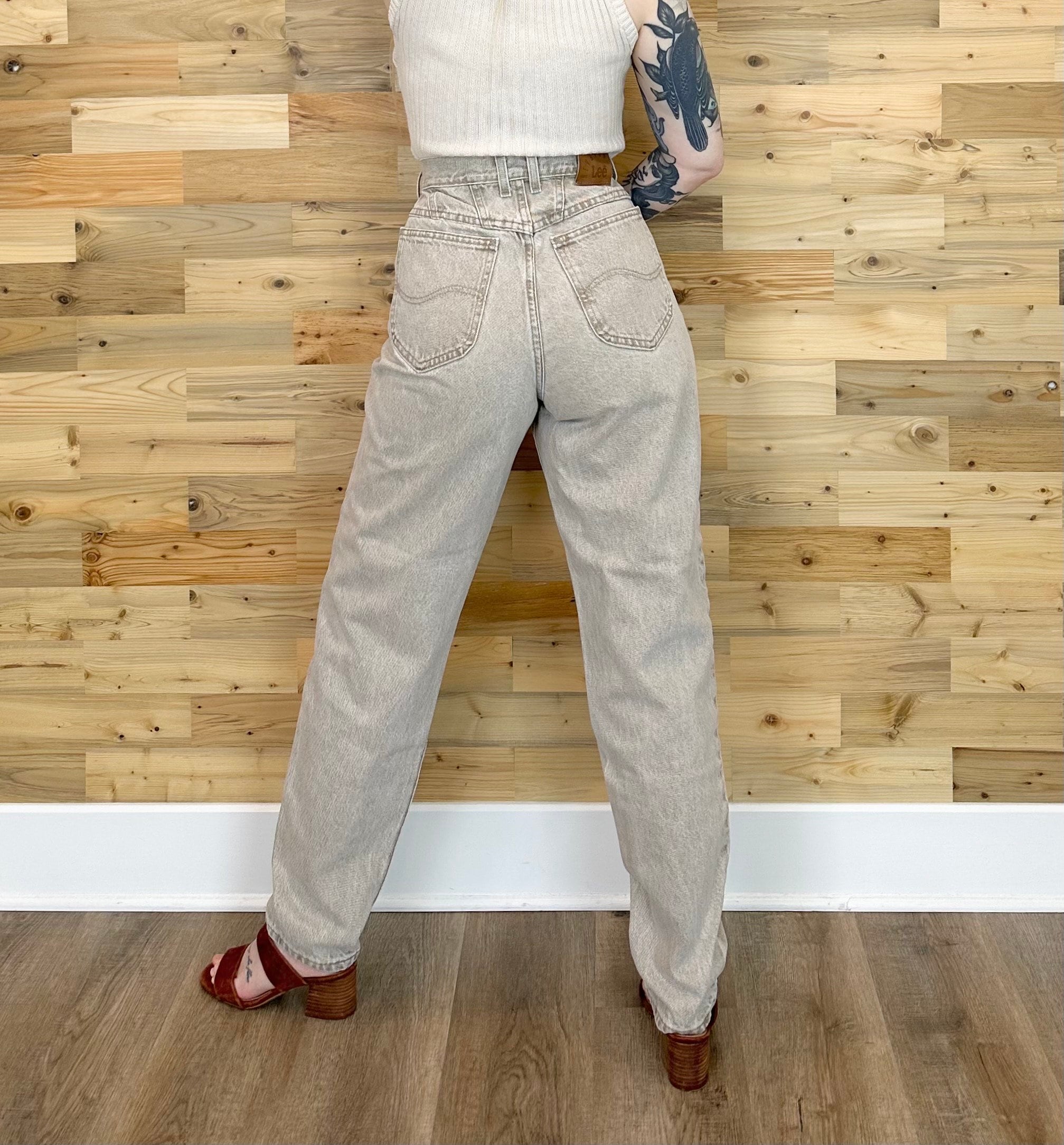 Lee Riveted 90's High Waisted Jeans / Size 29 - Etsy Lee Riveted 90's High Waisted Jeans / Size 29 - Etsy