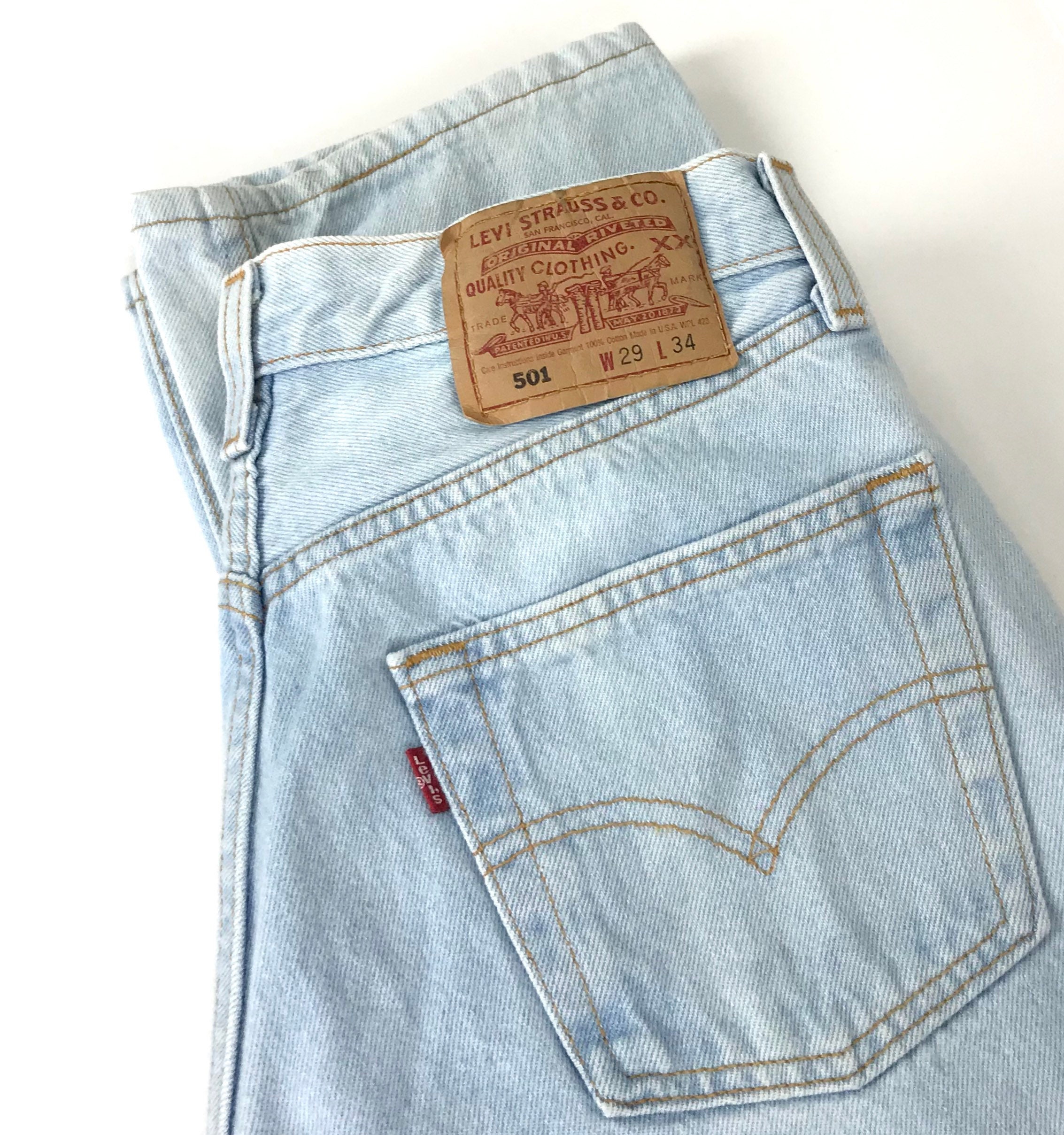 Levi's 501 Vintage Jeans / Size 25 26