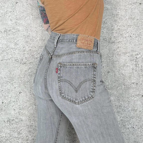 Levi's 501 Vintage Y2K Faded Worn Jeans / Size 32