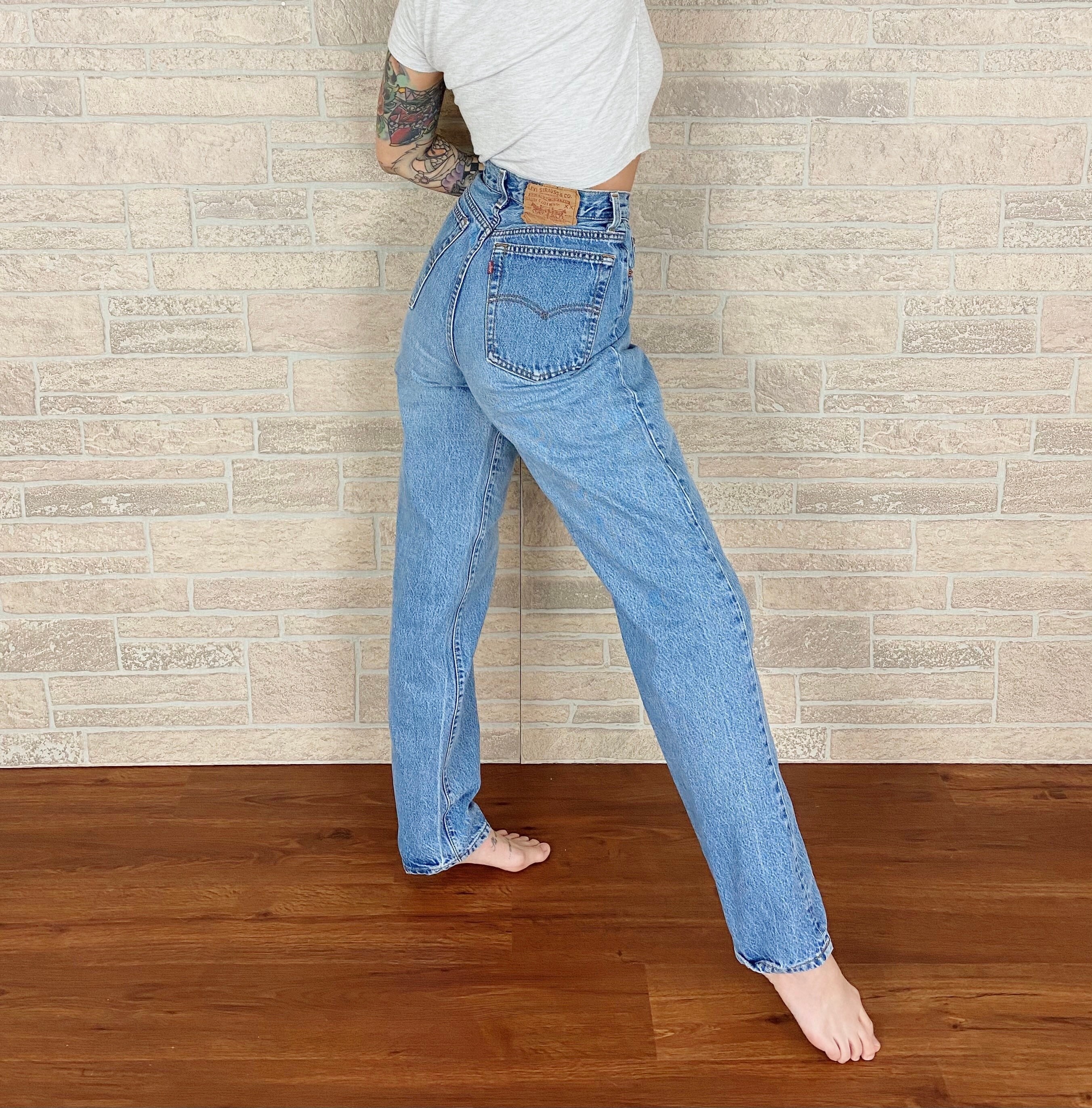 Levi's 501 Vintage Jeans / Size 28 29