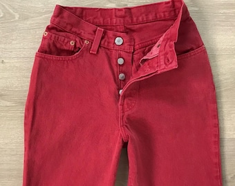 Levi's 501 vintage rode spijkerbroek / maat 23,24 XS