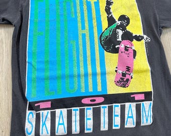 90's Vintage Flight 101 Skate Team Skateboarding Tee Shirt T-shirt