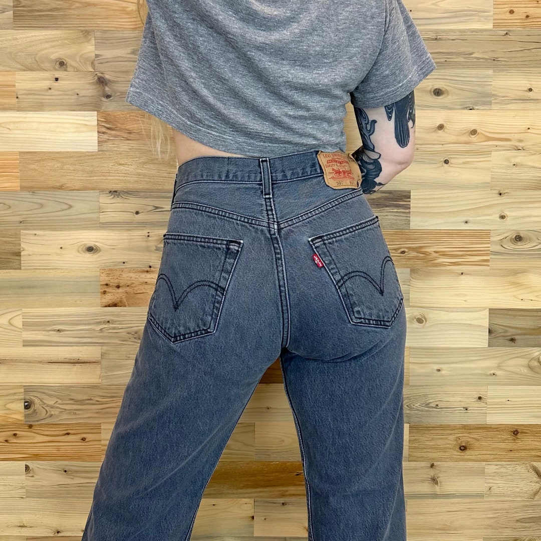 Levis 501 size 28 sale