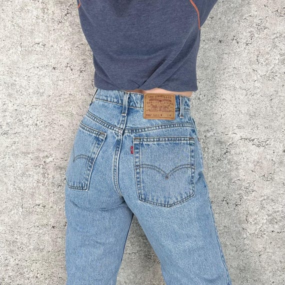 Levi's 550 Vintage Jeans / Size 26