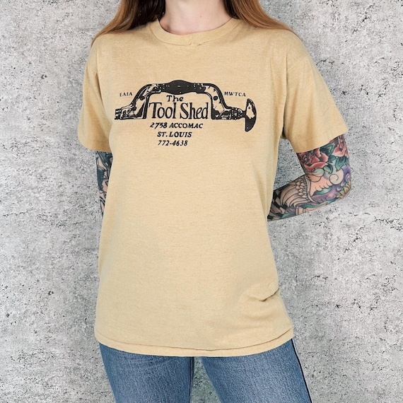 70's Vintage The Tool Shed Soft Retro Company Tee Shirt T-Shirt