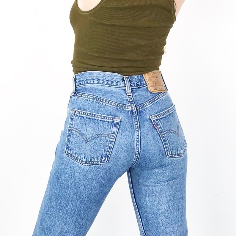 25 levis size